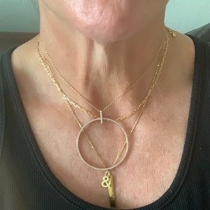 Henri Bendel Luxe rose gold crystal circle pendant